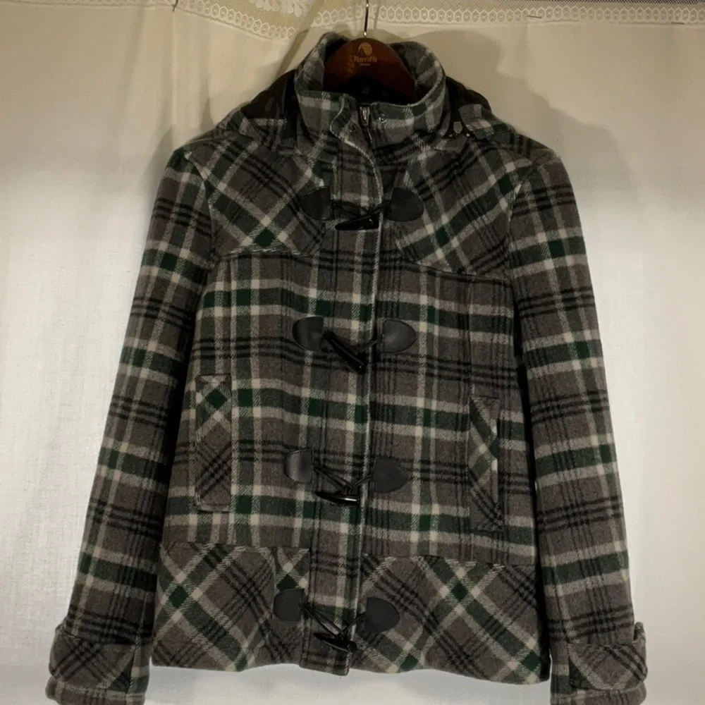 GH Bass Wool Blend Coat Green Gray Plaid Horn Toggle Buttons-Size L